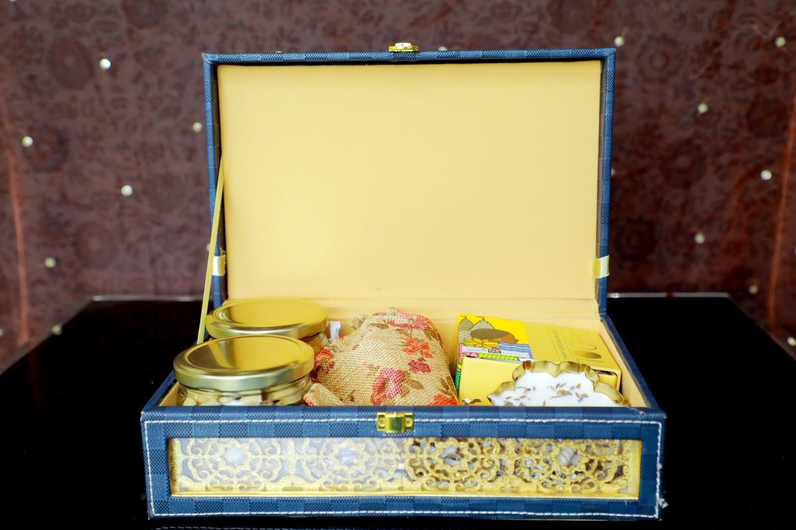 Festive Hampers in Hyderabad